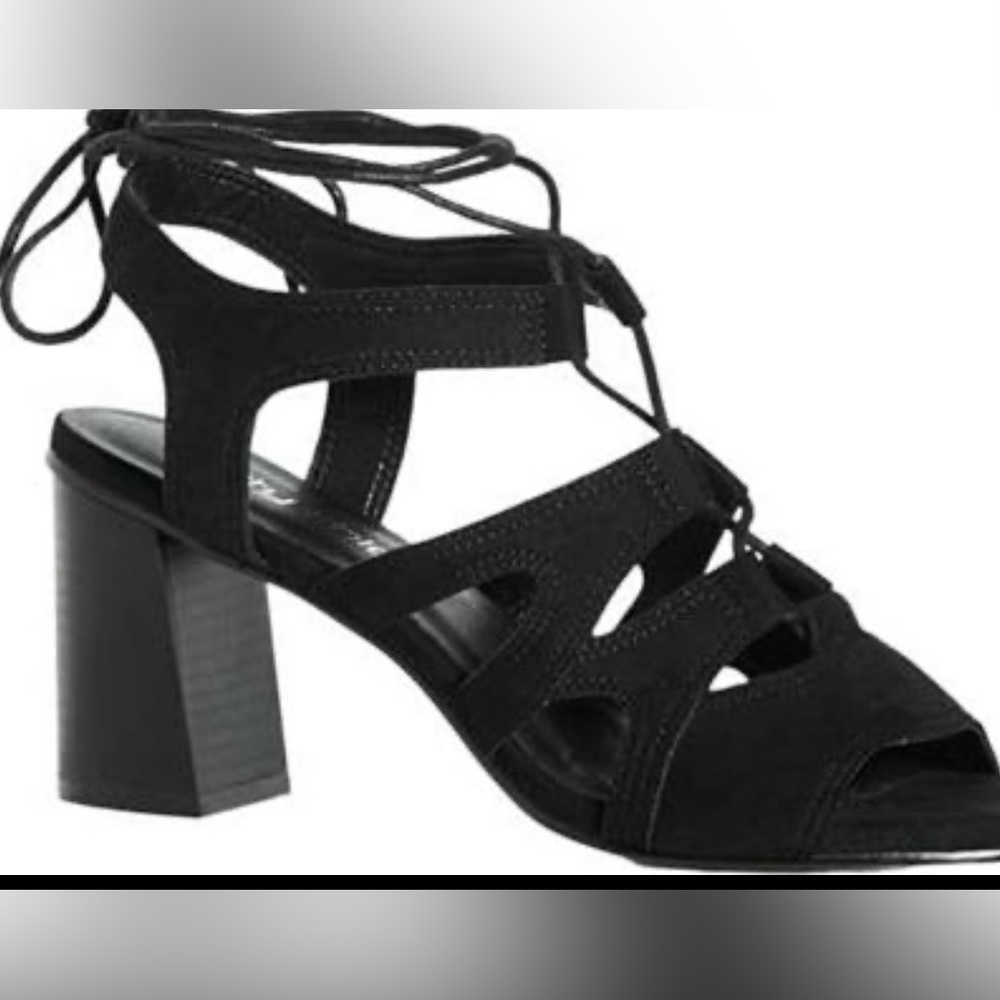 NWT CITY CHIC WIDE FIT Strap Lacey Heel/ black shoes